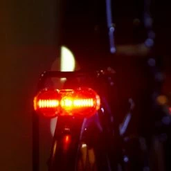 Busch-mueller Éclairage Arrière Vélo TopLight Flat S Plus -Éclairages vélo Soldes eclairage arriere velo toplight flat s plus full 4