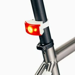 Eclairage Vélo Led Rechargeable Arrière 37 Lumens Curve Bookman -Éclairages vélo Soldes eclairage velo led rechargeable arriere 37 lumens curve bookman full 3