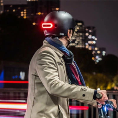 Cosmo Connected Feu Vélo Arrière Connecté Avec Clignotants Cosmo Ride 4 Cosmo Connected Feu Vélo Arrière Connecté Avec Clignotants Cosmo Ride – Image 4