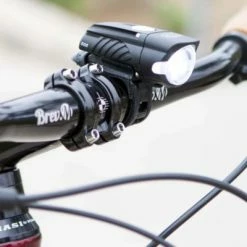 Feu Vélo Avant USB étanche NiteRider Swift 500 Lumens -Éclairages vélo Soldes feu velo avant usb etanche niterider swift 500 lumens full 3