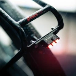 Feu Vélo Dynamo Sur Porte-bagages E3 Tail Light 2 Supernova -Éclairages vélo Soldes feu velo dynamo sur porte bagages e3 tail light 2 supernova full 3