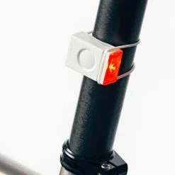 Lampe Vélo LED Arrière Block Bookman 18 Lumens 12 Lampe Vélo LED Arrière Block Bookman 18 Lumens -Éclairages vélo Soldes lampe velo led arriere block bookman 18 lumens full 5