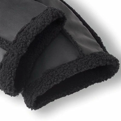 Manchons Basil Noirs En Cuir Végétal Sur Guidon Vélo 4 Manchons Basil Noirs En Cuir Végétal Sur Guidon Vélo – Image 4