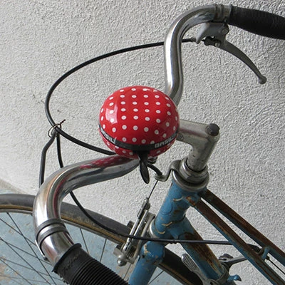 Sonnette De Vélo Big Bell Polkadot 80 Mm - Basil 2 Sonnette De Vélo Big Bell Polkadot 80 Mm - Basil – Image 2