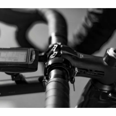 Sonnette Knog Oi Bell Luxe Noire Taille Large 2 Sonnette Knog Oi Bell Luxe Noire Taille Large – Image 2