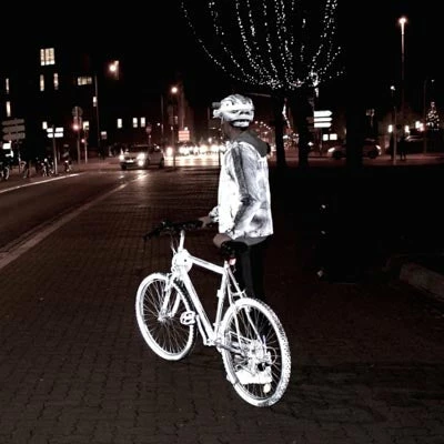 Spray Réfléchissant Pour Vélo Et Accessoires Reflective Spray 2 Spray Réfléchissant Pour Vélo Et Accessoires Reflective Spray – Image 2